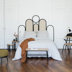 Louise Headboard - Résistub Productions